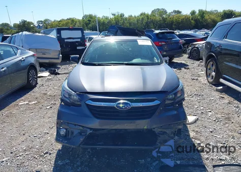 2021 Subaru Legacy Premium z USA, uszkodzony, nr VIN 4S3BWAF62M3012812